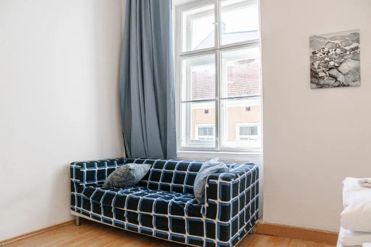 Central 3BR Shared Apartment - Bookable in Lockdown