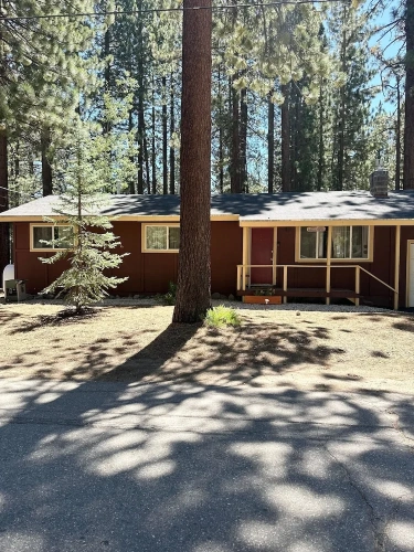 3 Bedrooms Cottage