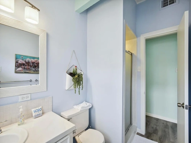 2 Bedrooms Cottage