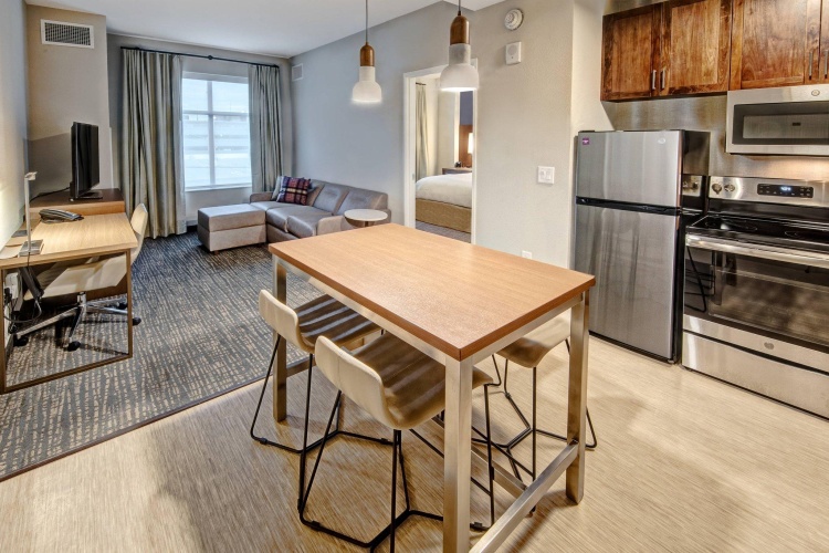 2 Bedrooms Suite