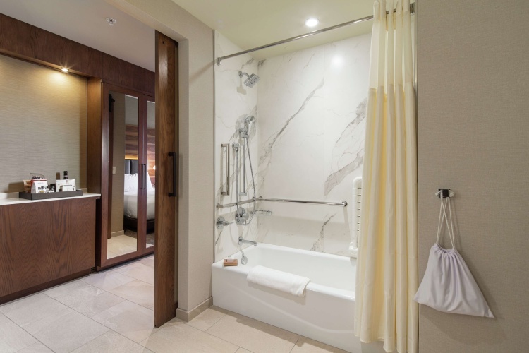 The Porter Portland, Curio Collection by Hilton photo 12