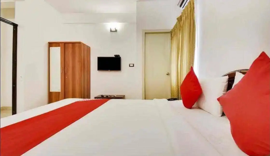 OYO Flagship 76298 Prime Suites
