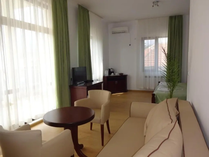 Deluxe Family room
