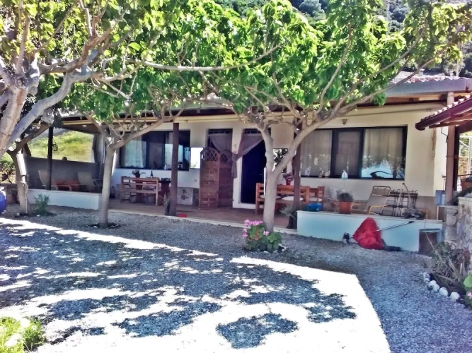 1 Bedroom Cottage with balcony