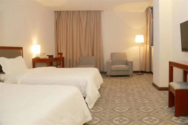 Yading Bay Hotel