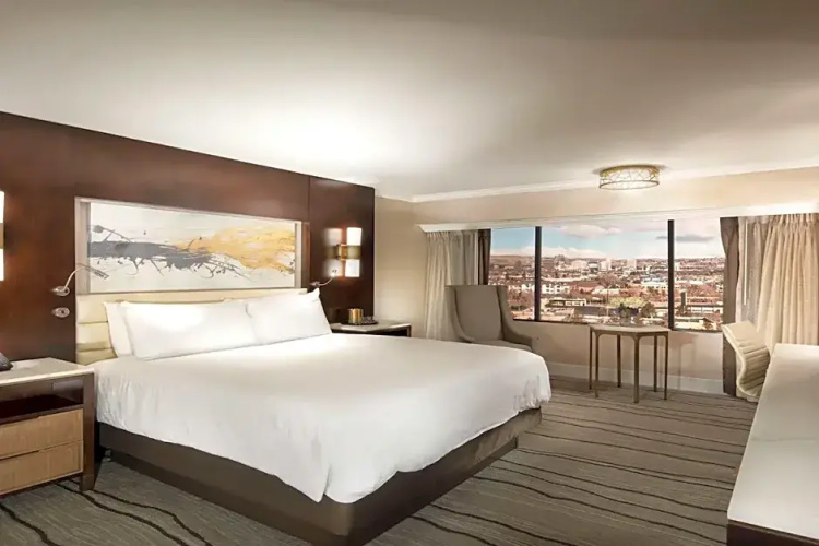 Deluxe Peppermill Tower Double room