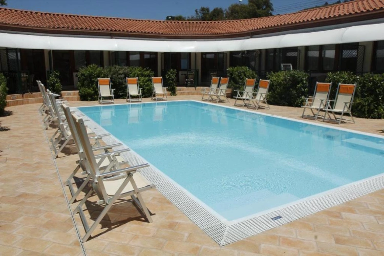 Standard Double room with pool view