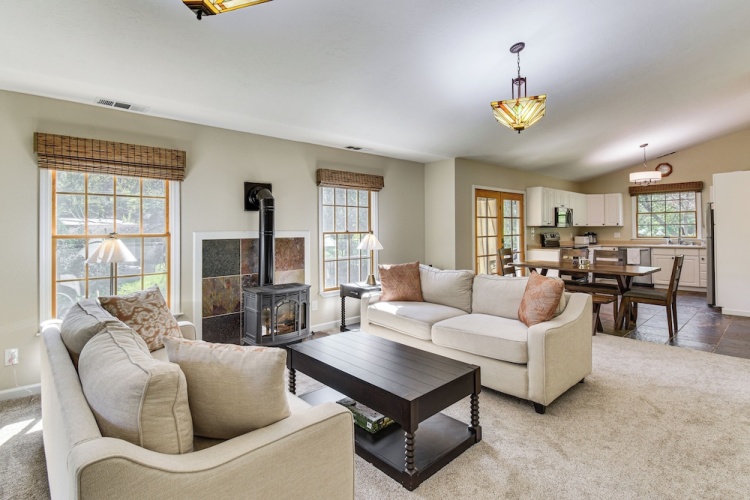3 Bedrooms Cottage