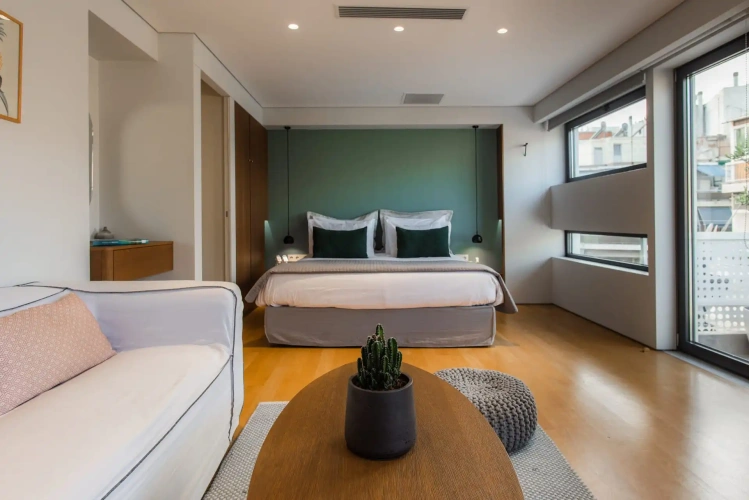 Suite with balcony and with view