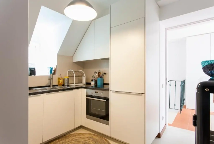 3 Bedrooms Apartment