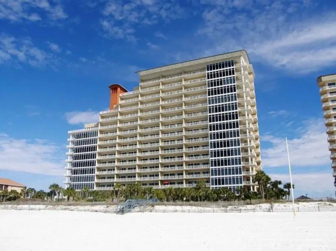 Sterling Beach #1004