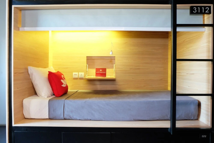 ZEN Hostel Juanda Airport