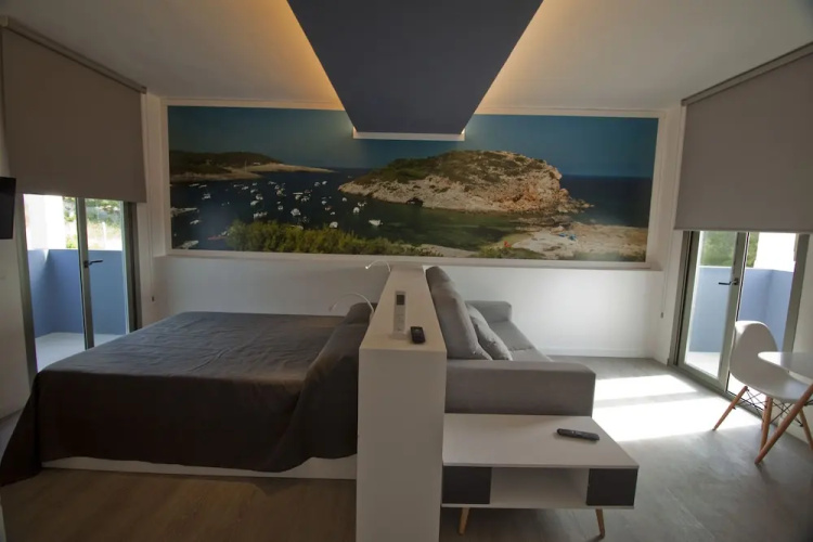 Hostal Sa Vinya Suites