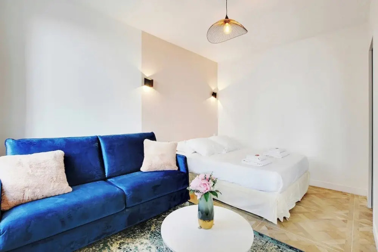 Super Studio - Place de la Bastille