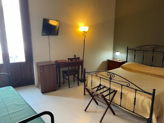 Triple room