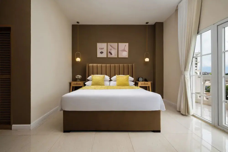 Ali Grand Hotel