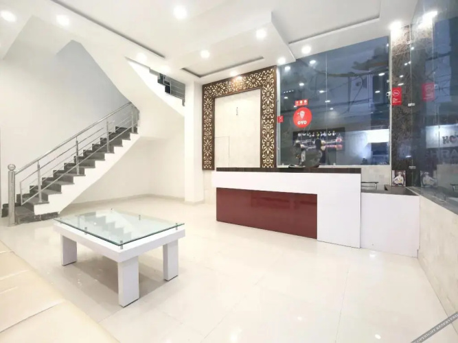 OYO 10318 Hotel Sukhman Residency