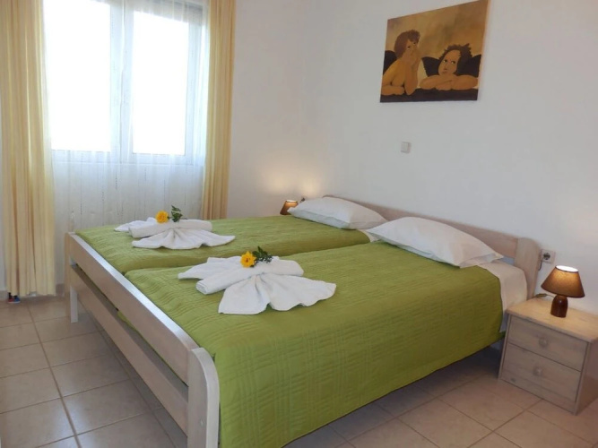Maro Suites