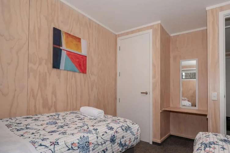 2 Bedrooms Cottage