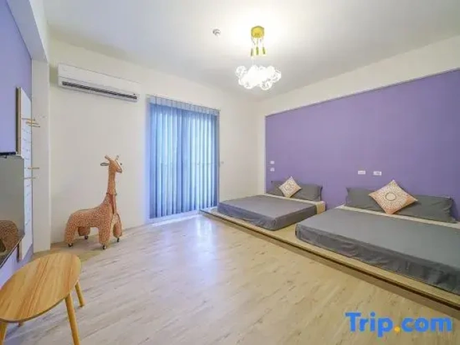 Standard Quadruple room with view
