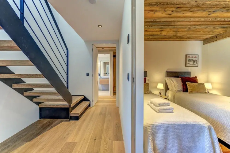 Chalet Fortuna a Jewel in Central Chamonix