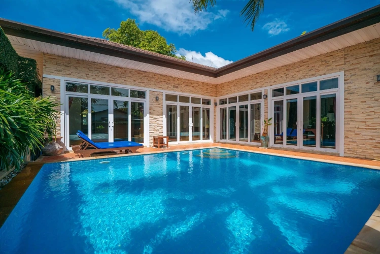 3 Bedrooms Villa