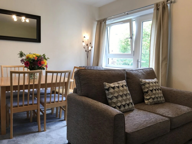 2 Chessels Court, Flat 3