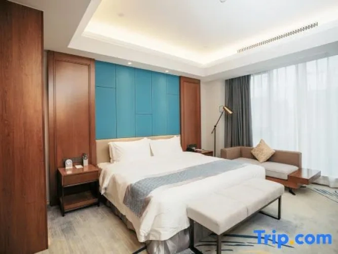 Deluxe Family Suite