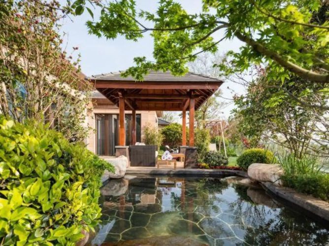 Gudian Banshan Hot Spring Hotel