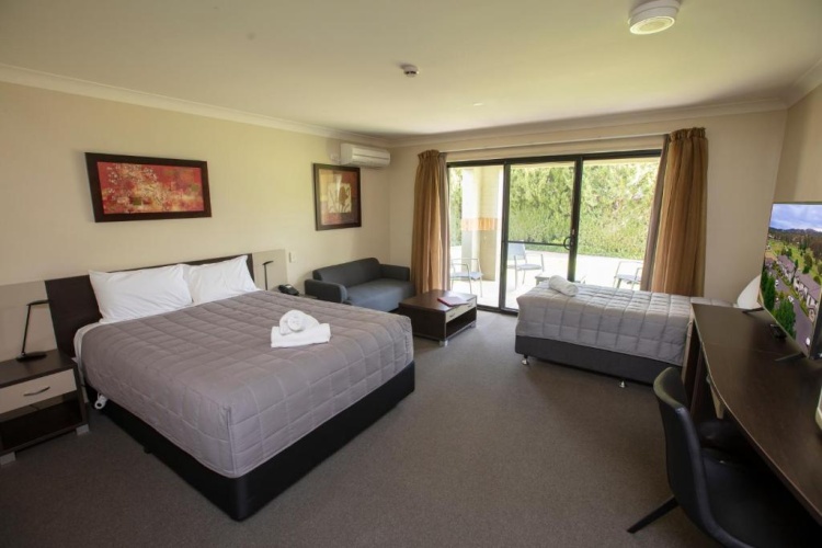 Deluxe Triple room