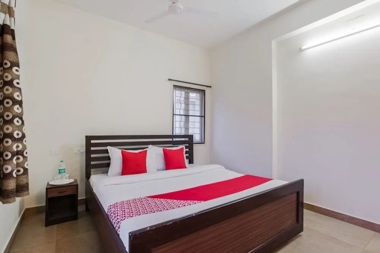 Oyo 46628 Pheonix Inn