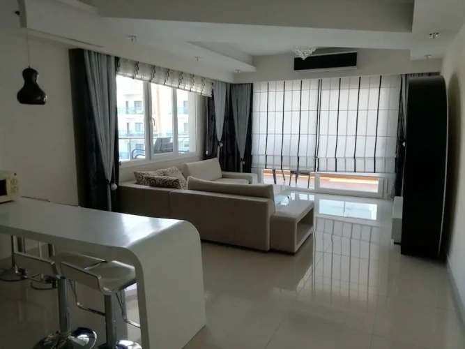 2 Bedrooms Classic Apartment