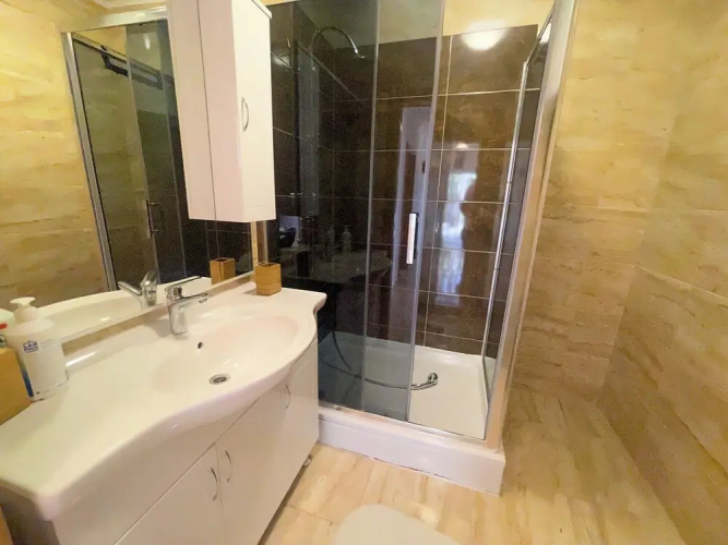 Apartment Combaj 2