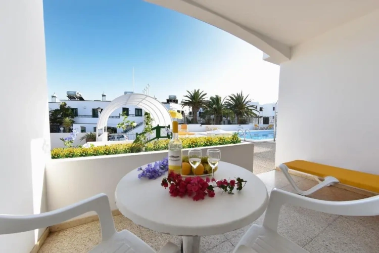 1 Bedroom Double Apartment with balcony
