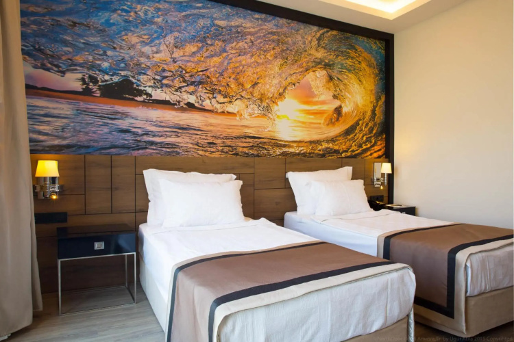Northdoor Hotel