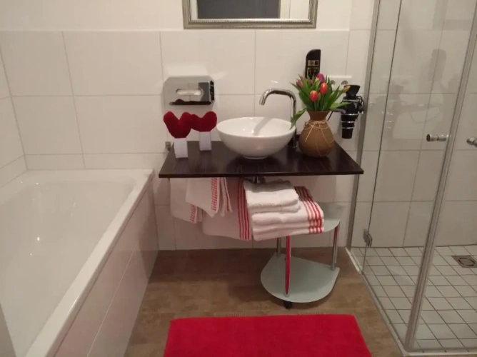 2 Bedrooms Suite