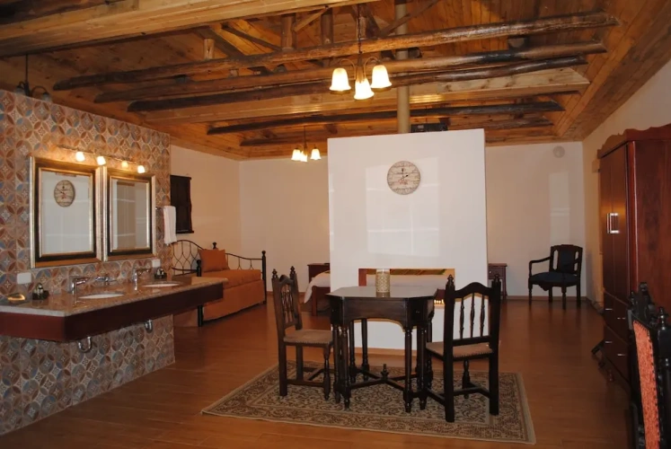 Presidential Double Suite with balcony