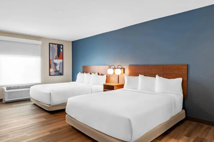 Quadruple Suite