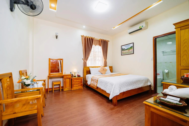 Huy Hoan Hotel