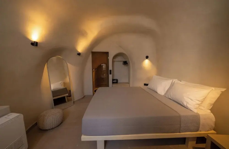 Alaya Suites