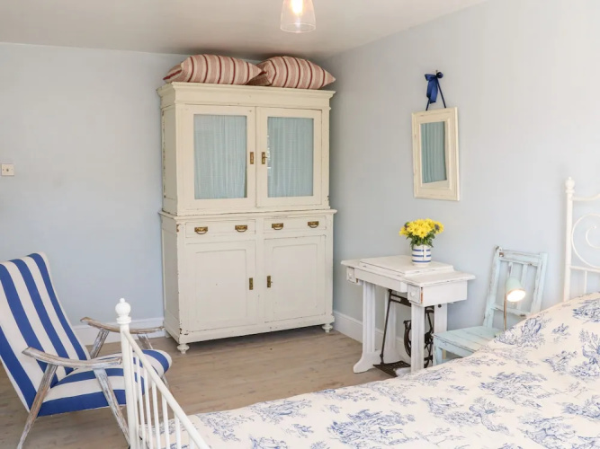 3 Elm Cottage
