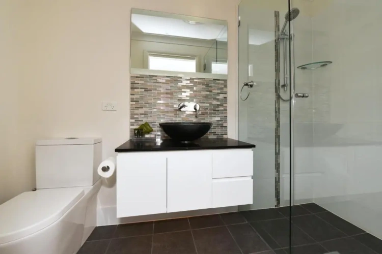 2 Bedrooms Villa