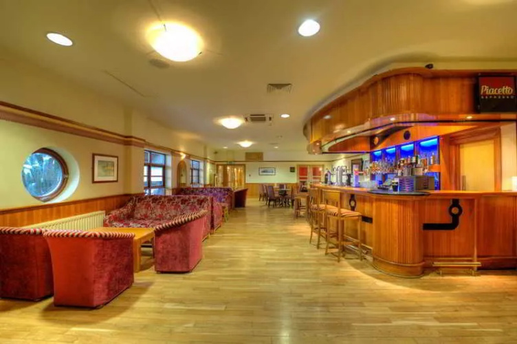 Loughshore Hotel