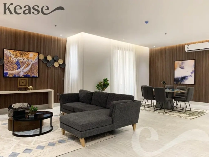 3 Bedrooms Apartment