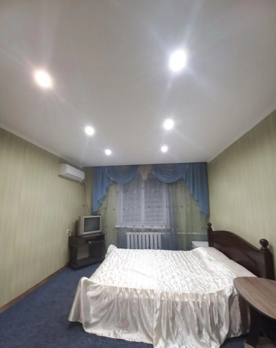 2 комн кв юзр с кондиционером, раздел комнаты