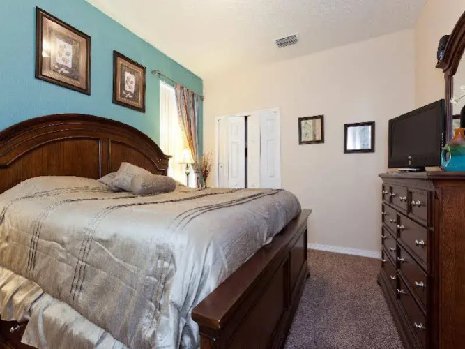 Disney Area Executive Plus Homes