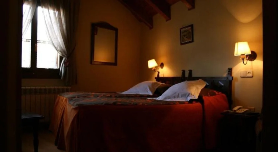 Hotel Tres Picos