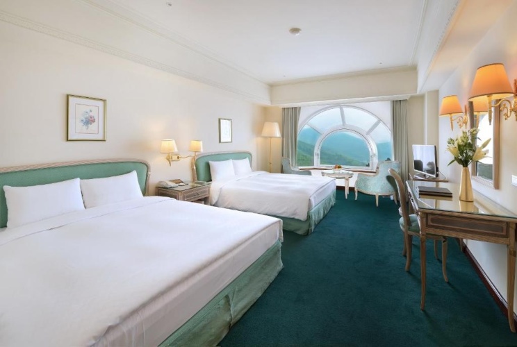 Classic Quadruple room