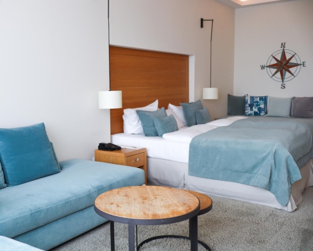 Standard Double room with balcony and with sea view