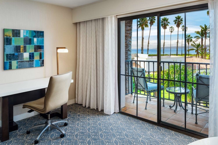 Hilton Santa Barbara Beachfront Resort photo 9